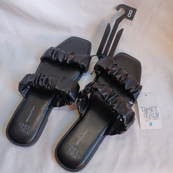 Time And Tru Shoes - Time And Tru Black Sandals Size 8 Memory Foam NWT